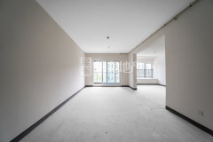 九龙仓雍景山(公寓住宅) 3室2厅2卫 109.78m² 133万