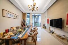 清源上林湖(别墅) 4室2厅4卫 233.29m² 695万