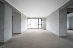 金汇之星 4室2厅2卫 128.82m² 317万