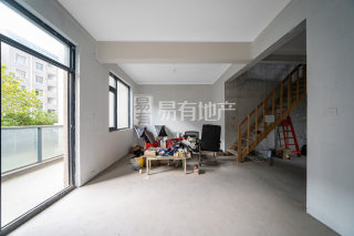 中庆润泽院 4室2厅3卫 97.80m² 145万