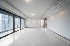银湖宸语 4室2厅2卫 143.59m² 249万