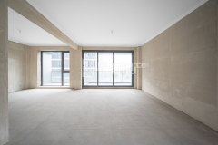 绿城富春玫瑰园(公寓住宅) 4室2厅4卫 191.98m² 499万