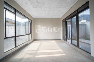 大城小院(别墅) 5室2厅4卫 130.68m² 365万