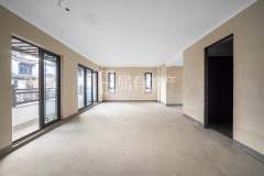 首望澜翠府(别墅) 5室2厅4卫 224.37m² 915万