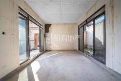 大城小院(别墅) 4室2厅3卫 87.36m² 348万