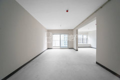 九龙仓雍景山(公寓住宅) 3室2厅2卫 109.00m² 150万