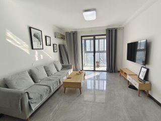 秦忆荣府北区 3室2厅2卫 110.00m² 2080元/月
