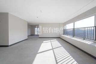 九龙仓雍景山(公寓住宅) 4室2厅2卫 138.86m² 198万