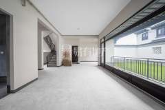 九龙仓雍景山(别墅) 3室2厅3卫 156.00m² 460万