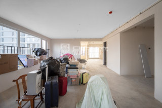 九龙仓雍景山(公寓住宅) 4室2厅2卫 128.59m² 140万