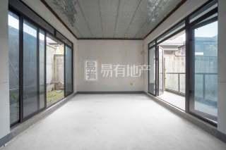 大城小院(别墅) 4室2厅3卫 108.35m² 270万