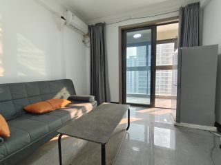 秦忆荣府南区 2室1厅1卫 63.00m² 1450元/月
