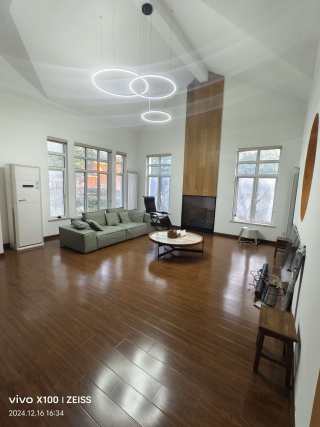 绿城七里香溪 4室2厅4卫 335.07m² 3160万