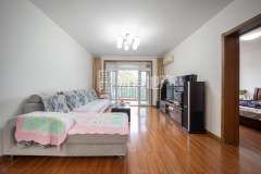 颐景山庄(公寓住宅) 3室2厅3卫 111.86m² 130万