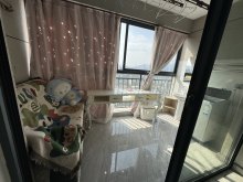 虎山雅苑 3室2厅2卫 135.60m² 1300元/月
