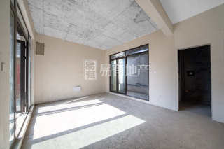 大城小院(别墅) 4室2厅3卫 108.44m² 290万