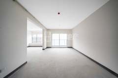 九龙仓雍景山(公寓住宅) 3室2厅2卫 109.78m² 155万
