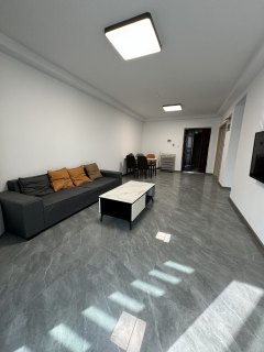 望钰和府北区 3室2厅2卫 124.00m² 2400元/月