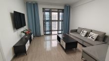 秦忆荣府南区 4室2厅2卫 142.00m² 2500元/月