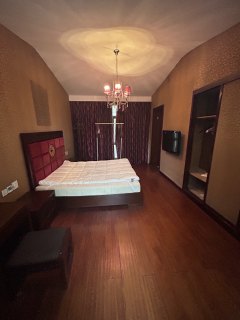 三江鸣翠蓝湾(别墅) 4室2厅3卫 219.22m² 680万