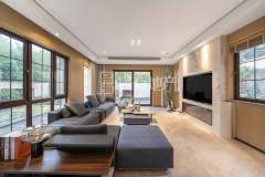 清源上林湖(公寓住宅) 4室3厅3卫 320.37m² 1500万