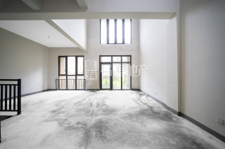 九龙仓雍景山(公寓住宅) 4室2厅3卫 139.00m² 520万