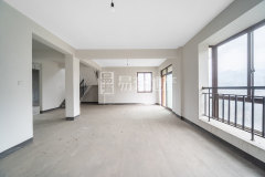 三江鸣翠蓝湾(公寓住宅) 5室3厅3卫 185.25m² 248万