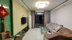 容大五环城市花园 3室2厅2卫 130.00m² 2000元/月