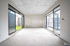 大城小院(别墅) 4室2厅3卫 196.04m² 528万