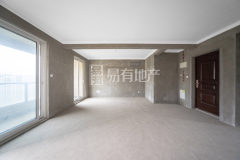 中天富春诚品二期 4室2厅2卫 125.84m² 220万