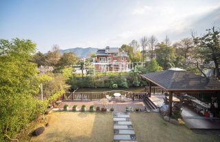 金都富春山居(别墅) 4室3厅3卫 256.00m² 1680万