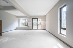 九龙仓雍景山(公寓住宅) 4室2厅3卫 134.87m² 400万