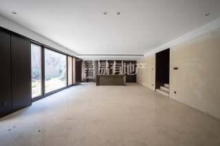 悦山礼苑 4室2厅4卫 244.00m² 2000万