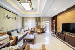 清源上林湖(别墅) 4室2厅4卫 267.00m² 900万