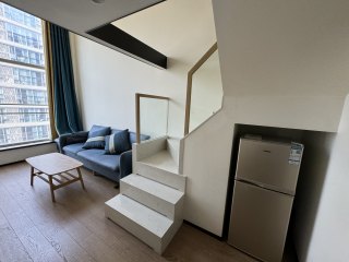 金汇之城 1室1厅1卫 40.00m² 1500元/月