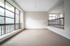 三江鸣翠蓝湾(别墅) 4室2厅3卫 219.00m² 500万