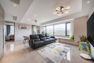 云畔桂语映月里 4室2厅2卫 120.00m² 208万