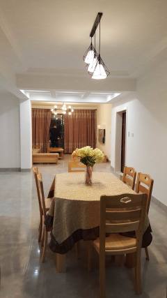 虎山雅苑 4室2厅2卫 159.25m² 2800元/月