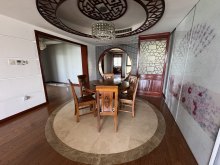 富宸江滨18号公馆 3室2厅2卫 214.00m² 5700元/月