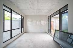 大城小院(别墅) 4室2厅4卫 130.62m² 370万