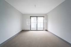望钰和府北区 4室2厅2卫 141.00m² 170万
