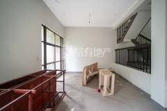 三江鸣翠蓝湾(公寓住宅) 3室2厅3卫 175.56m² 324万