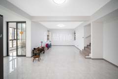 云水山居(公寓住宅) 5室2厅3卫 206.19m² 270万