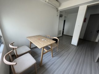 秦忆荣府南区 1室1厅1卫 124.00m² 1180元/月