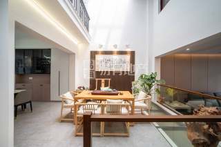 九龙一号 4室3厅3卫 315.50m² 650万