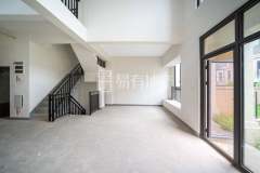 九龙仓雍景山(别墅) 4室2厅3卫 138.46m² 450万