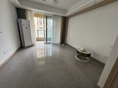 中天富春诚品二期 3室2厅2卫 105.00m² 2500元/月
