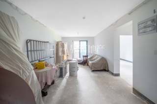 秦忆荣府北区 3室2厅2卫 110.00m² 102万