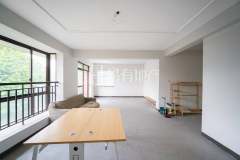 三江鸣翠蓝湾(公寓住宅) 4室2厅3卫 190.37m² 318万