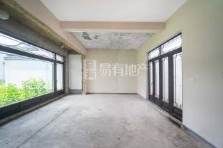 九龙仓雍景山(别墅) 4室2厅4卫 139.88m² 550万
